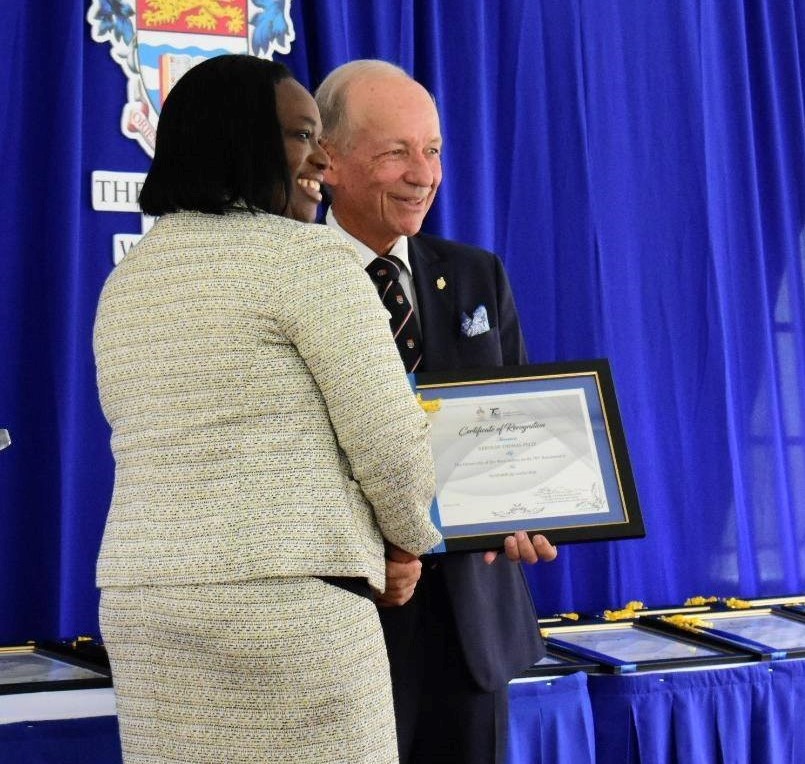 HH Mrs. Thomas Felix awarded by UWI